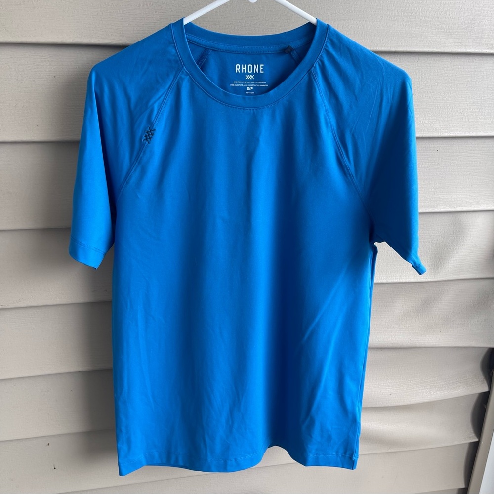 RHONE‎ Reign Short Sleeve Performance Stretch T-Shirt Blue Men's Size Small Gym